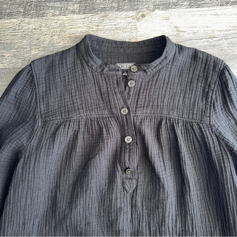 J. CREW black soft gauze Fresco top XL